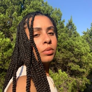 I’m Adrenna, Feel free to browse my closet.